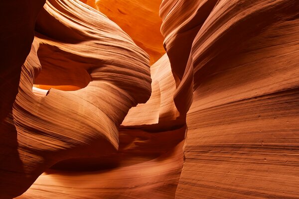 Rocce con una bella trama in un canyon naturale