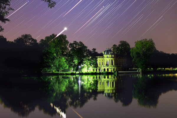 Lago in Germania di notte