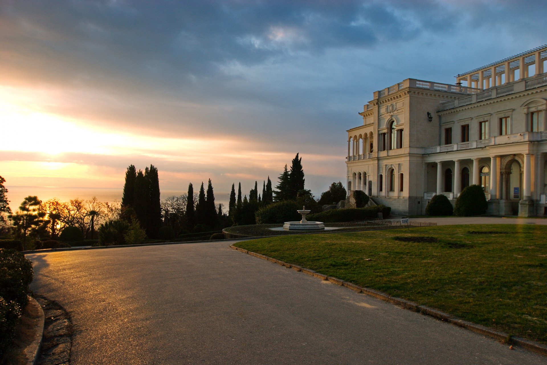 mare crimea sera livadia palazzo