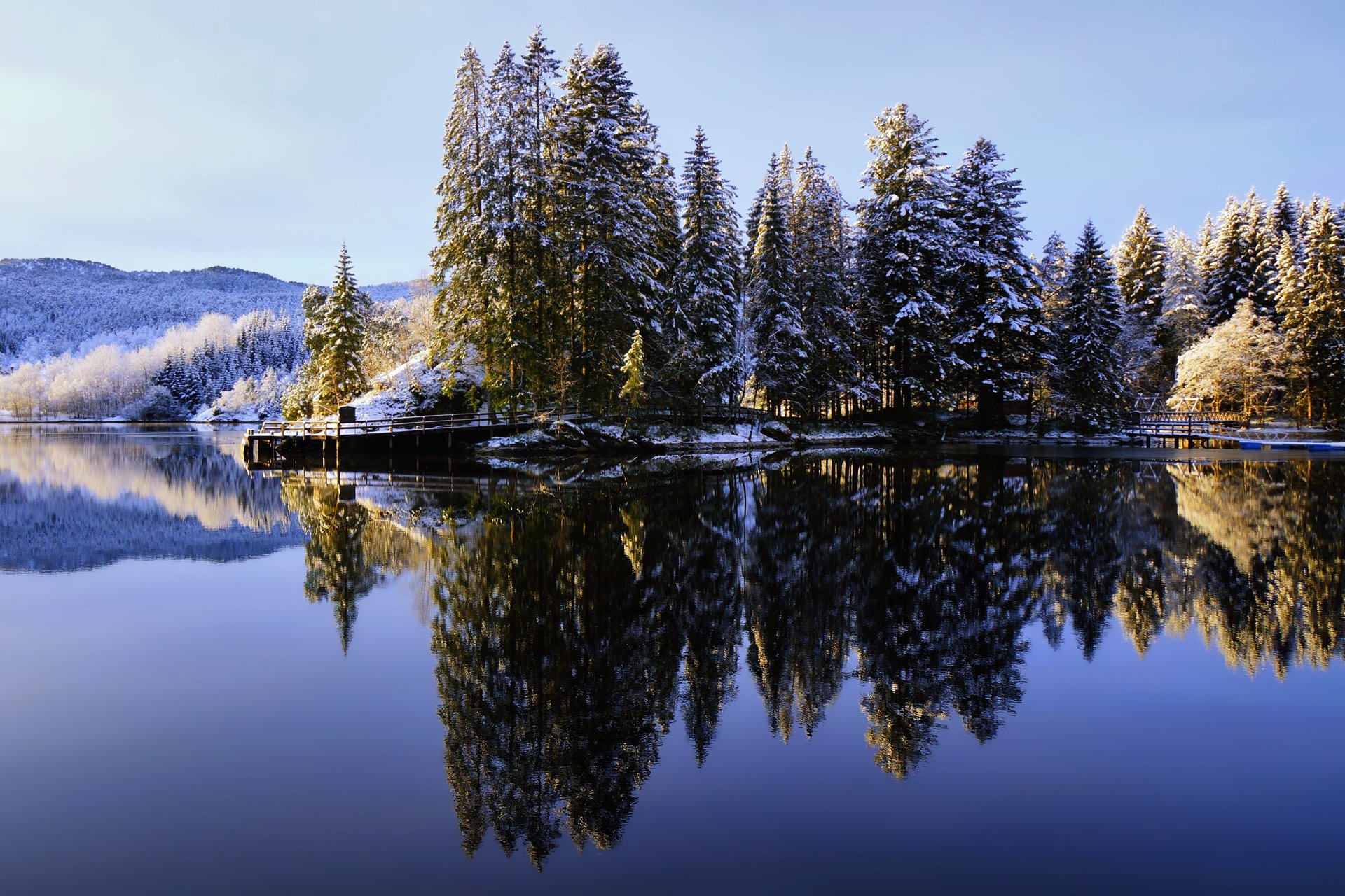 naturaleza invierno lago bosque cielo reflexión