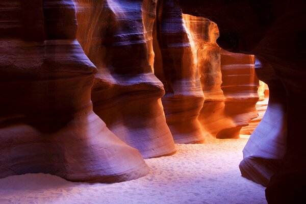 Bellissimo canyon e raggio di sole