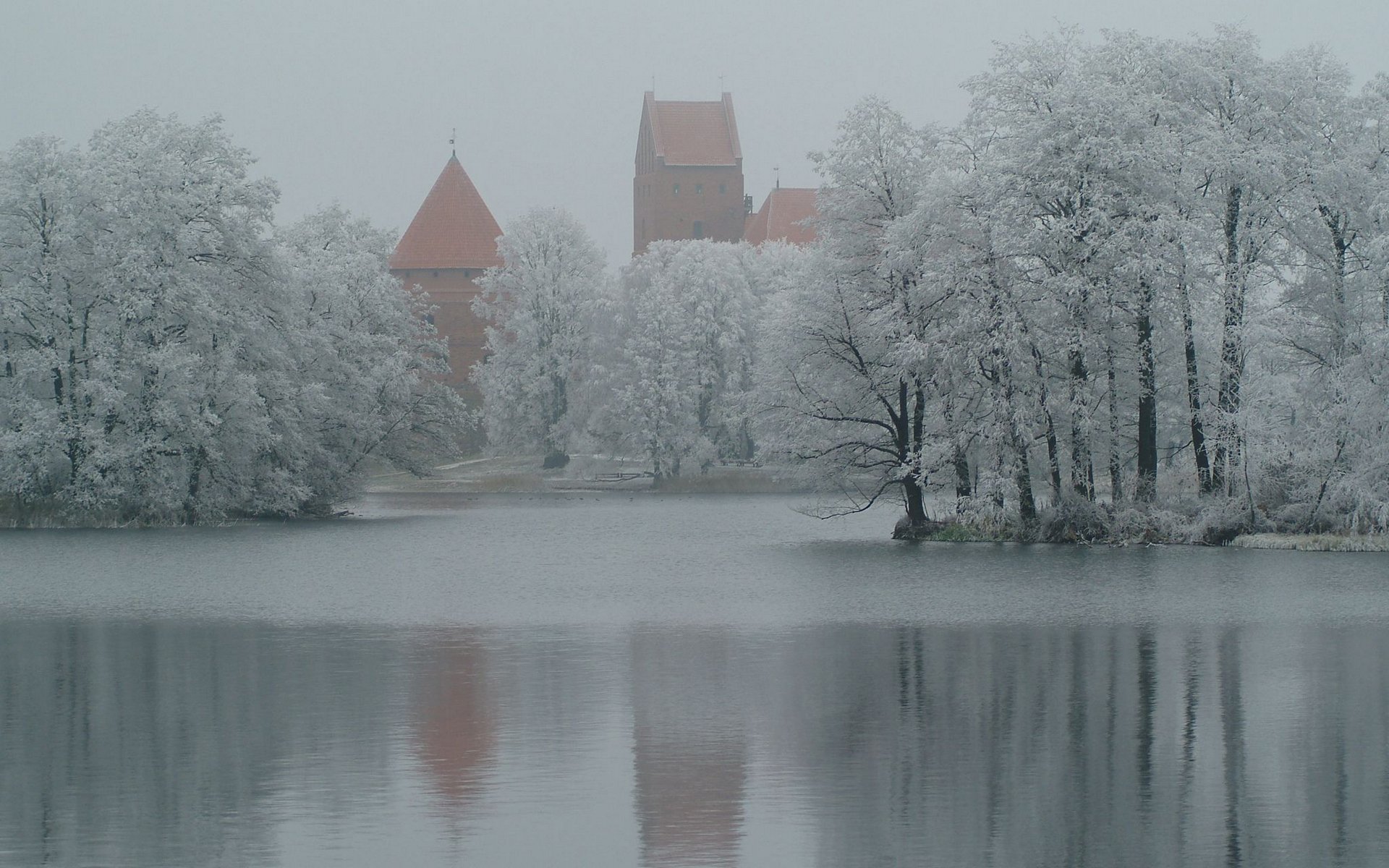 hiver lac arbres neige forteresse