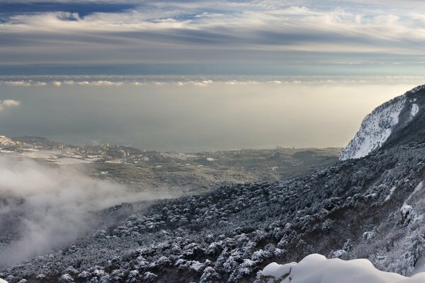 Fog in Crimea , slope over the sea