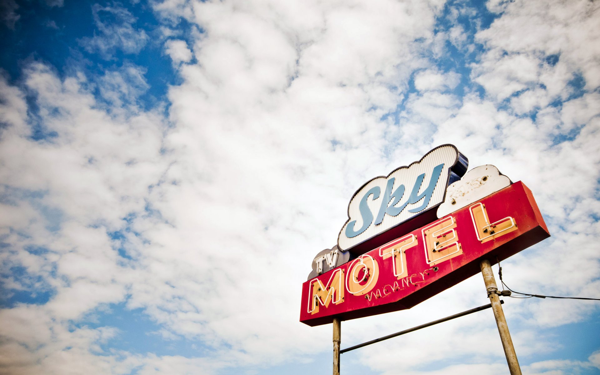 ky motel sky a sign