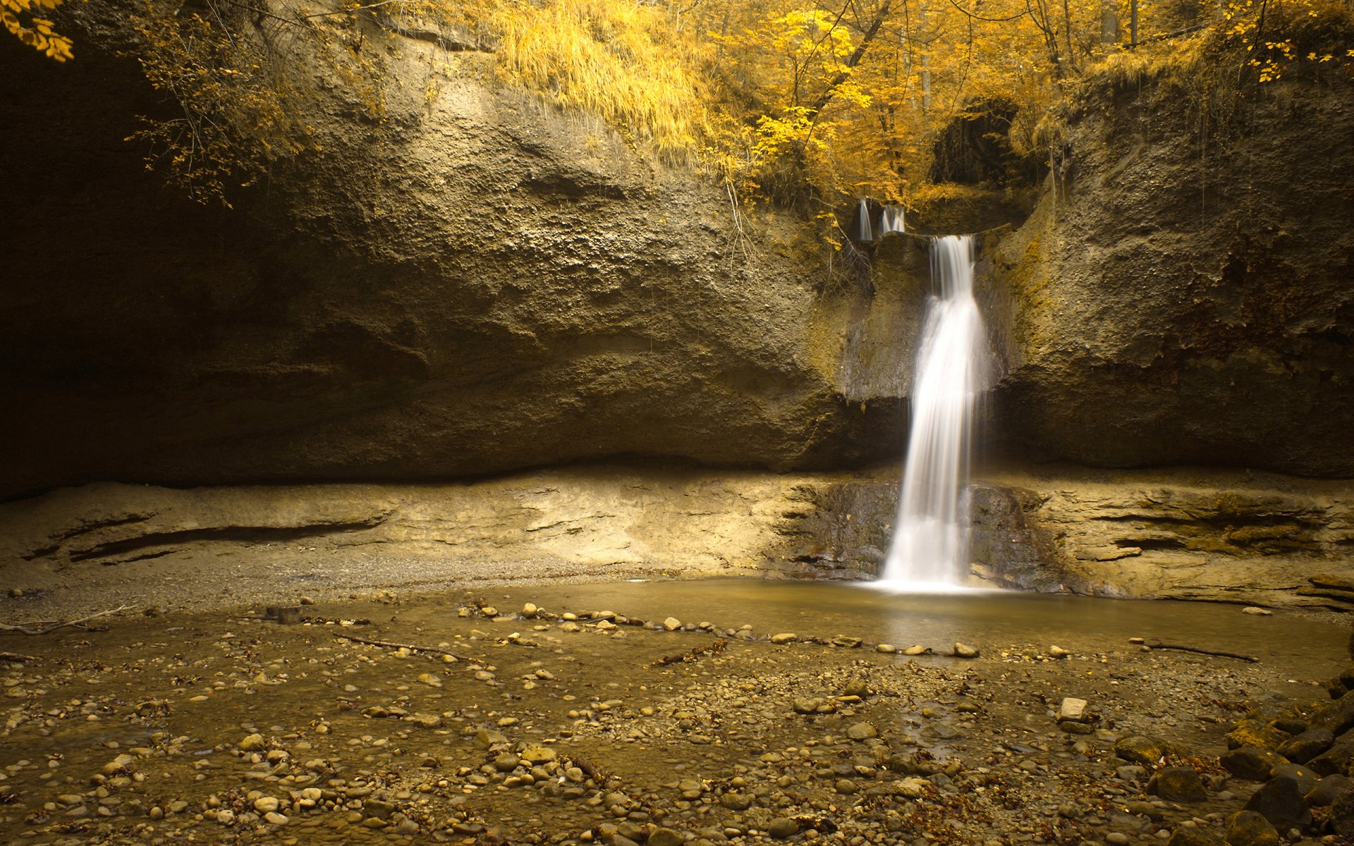 kemptthal switzerland waterfall