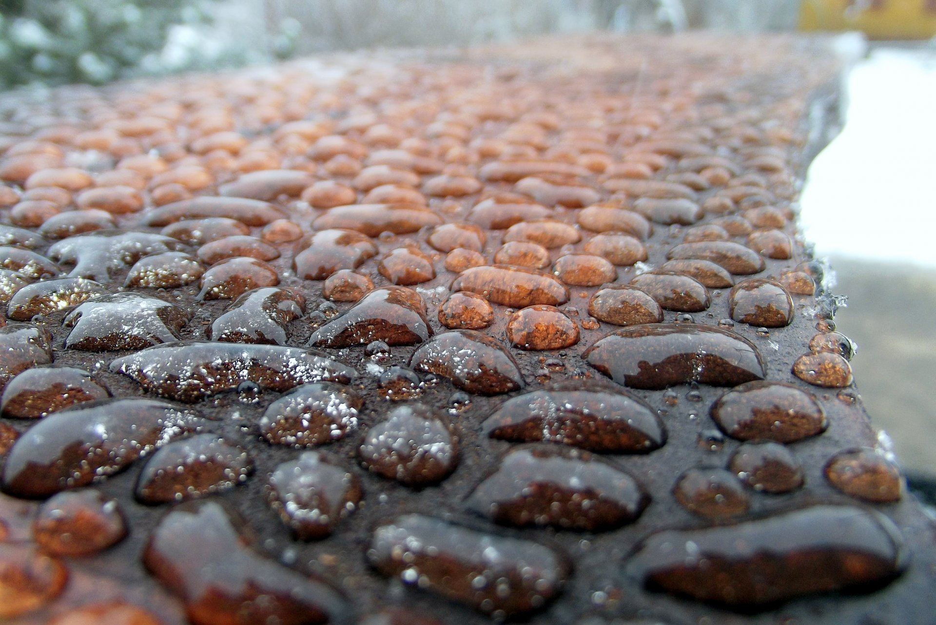 wasser tropfen regen bürgersteig felsen makro pflasterstein steine kopfsteinpflaster makro