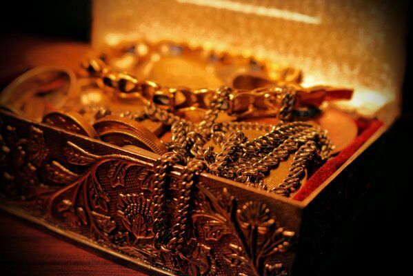 An open casket with precious wealth