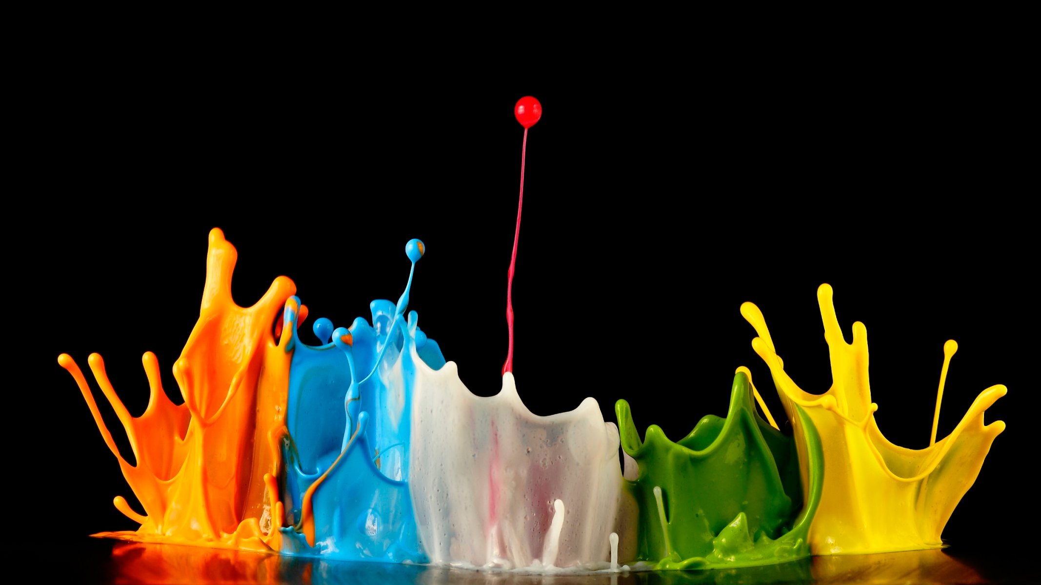 esplosione di colore vernice splash