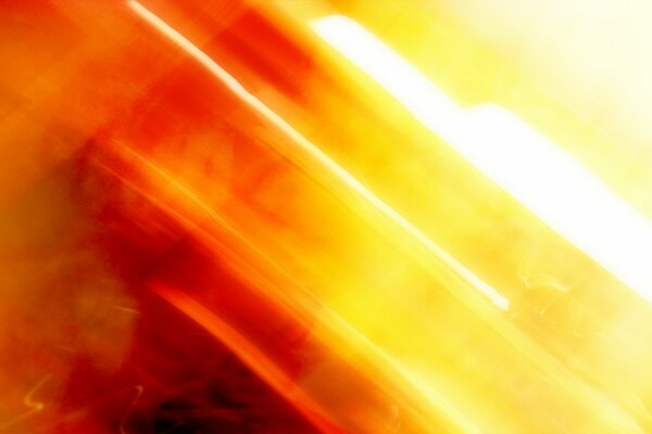Abstraction dans les tons de feu. Bandes lumineuses