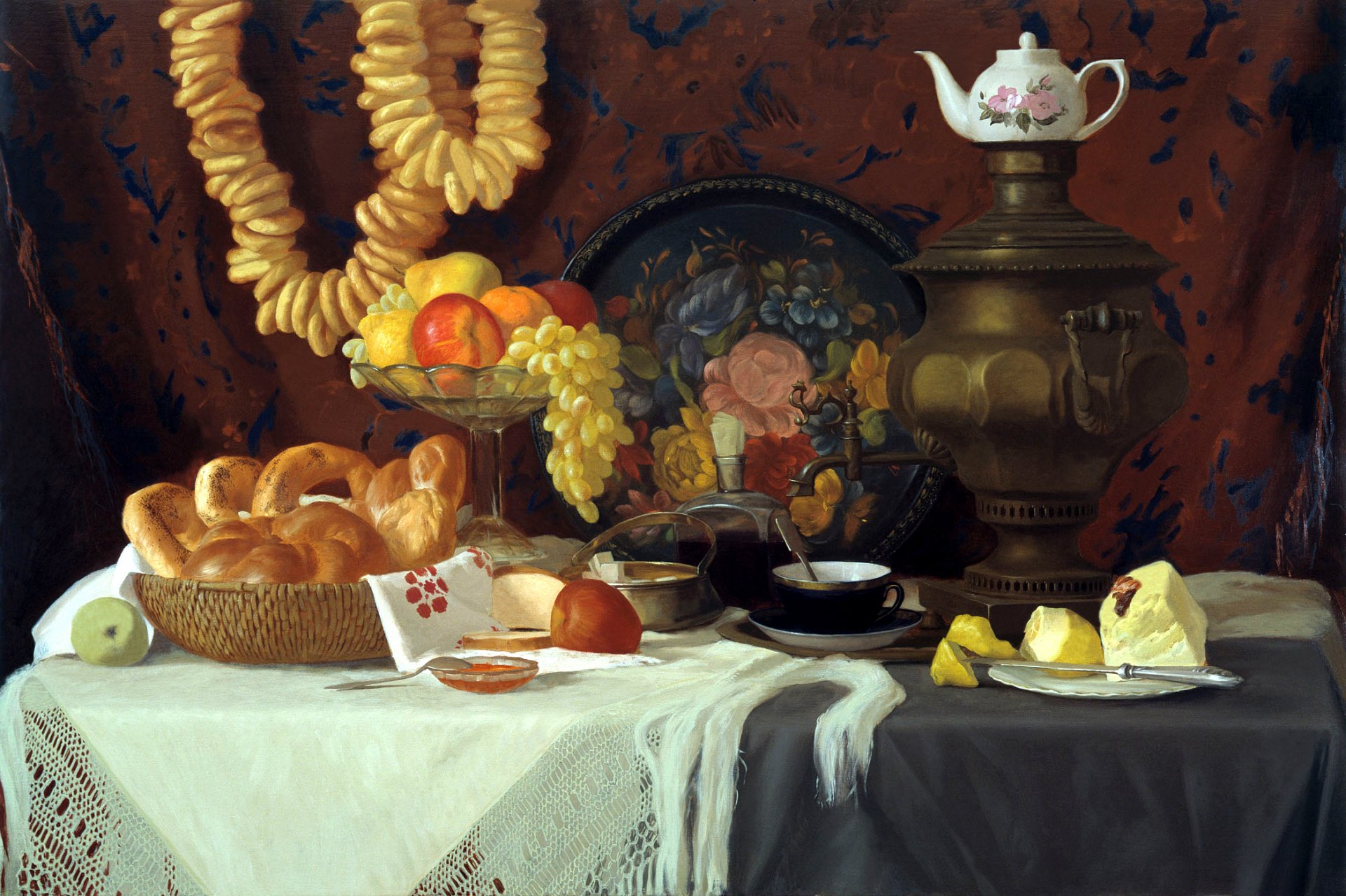 arte pittura pittura still life sul tavolo samovar tè bagel cottura torte vaso frutta mele pere uva mandarini olio su tela artista stanislav moskvitin