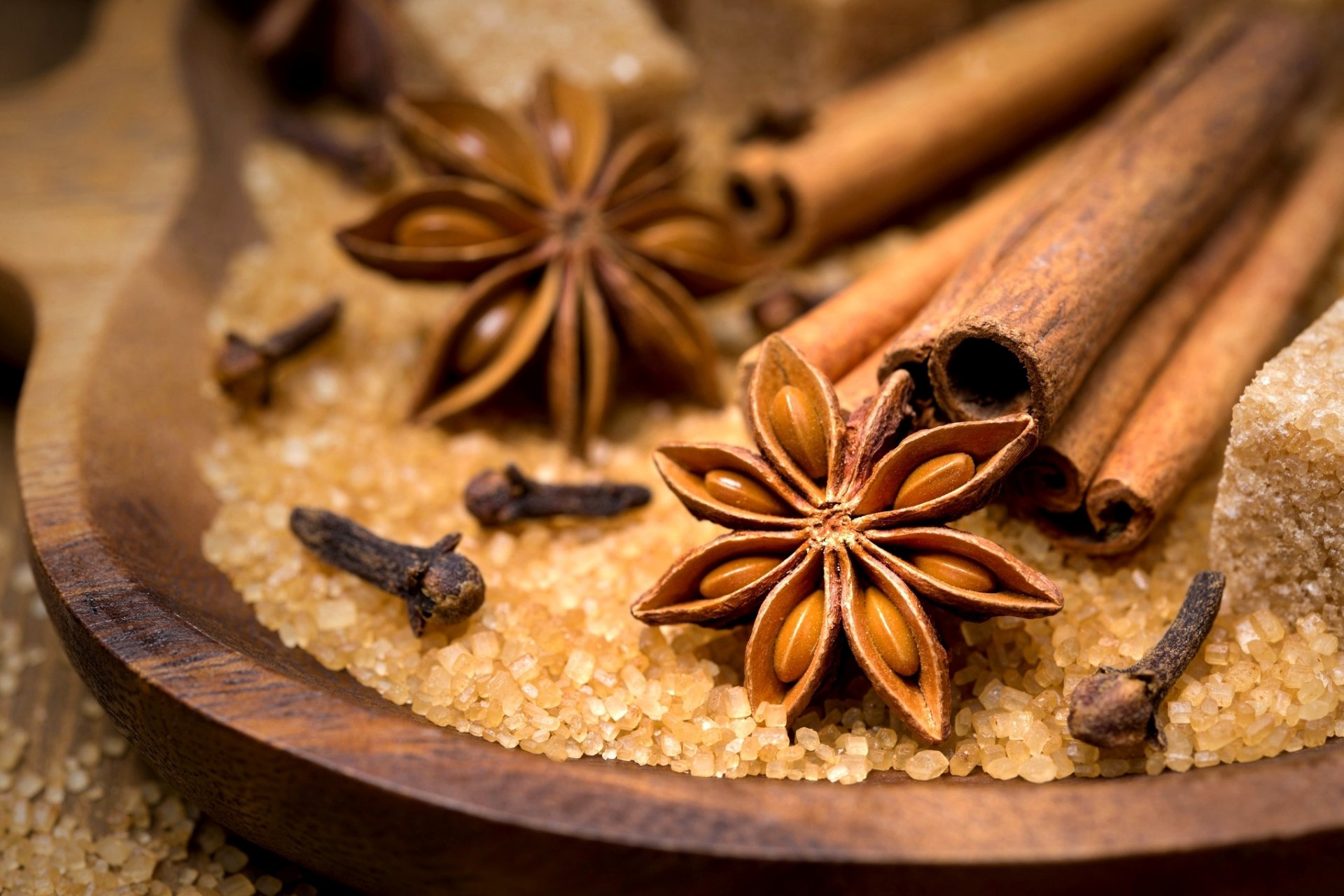 anís estrella anís estrellado clavo de olor palitos canela azúcar especias especias plato