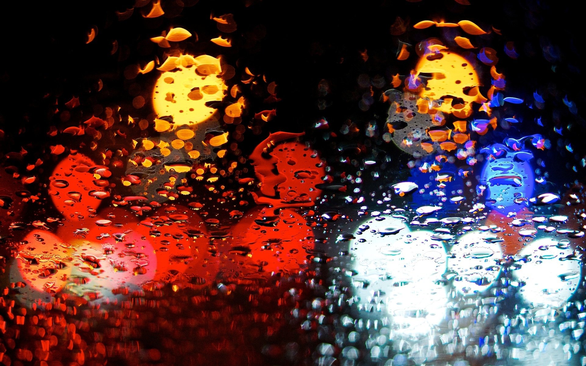 macro bokeh lluvia gotas agua luces rojo azul macro fondo papel pintado pantalla ancha pantalla completa pantalla ancha