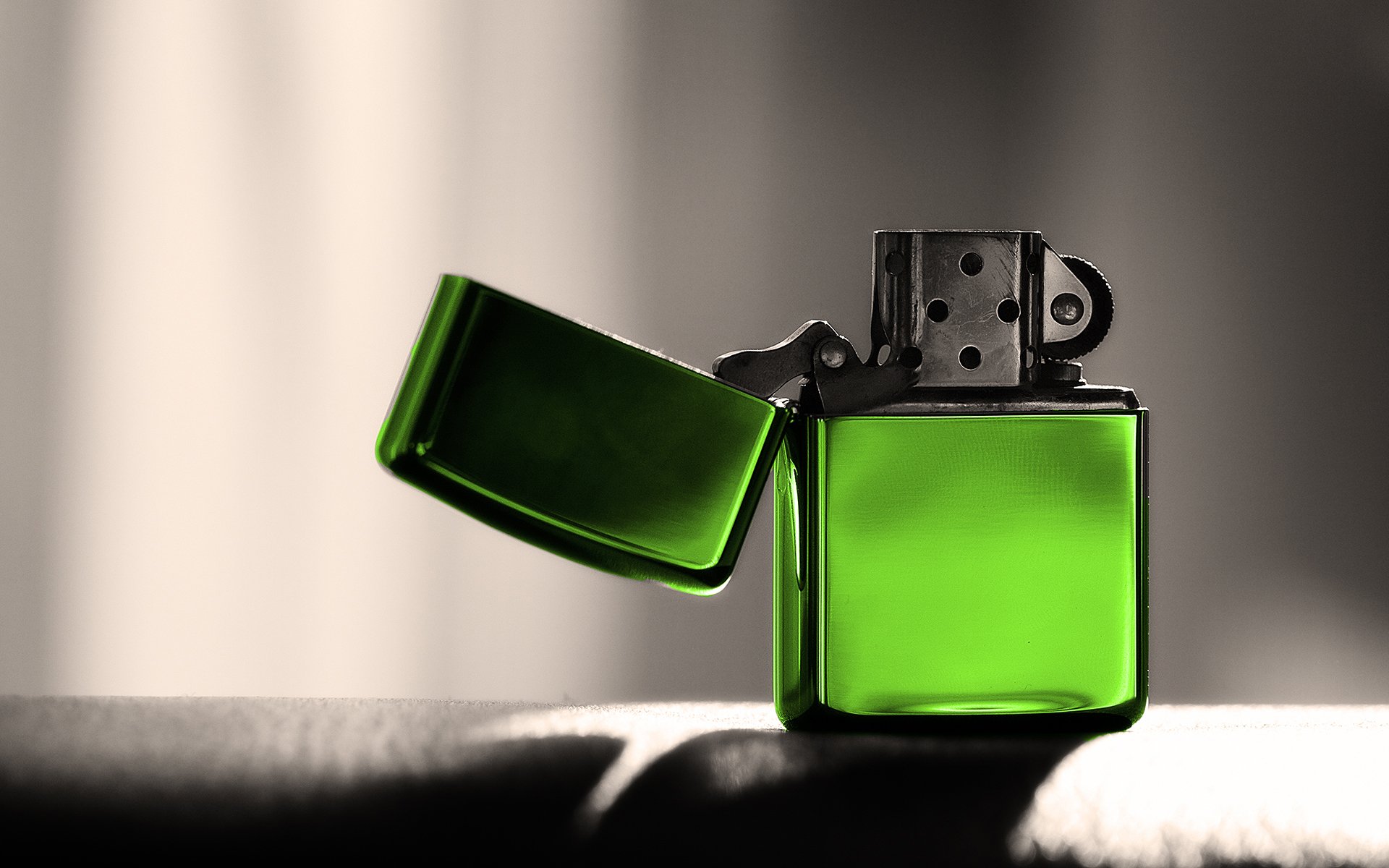 zippo vert briquet