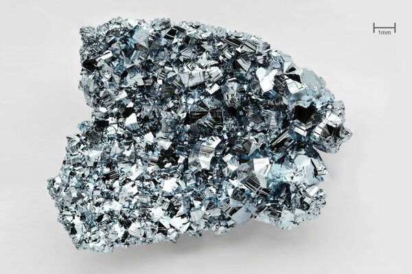 Osmium-Metall ist sehr langlebig für Kristall