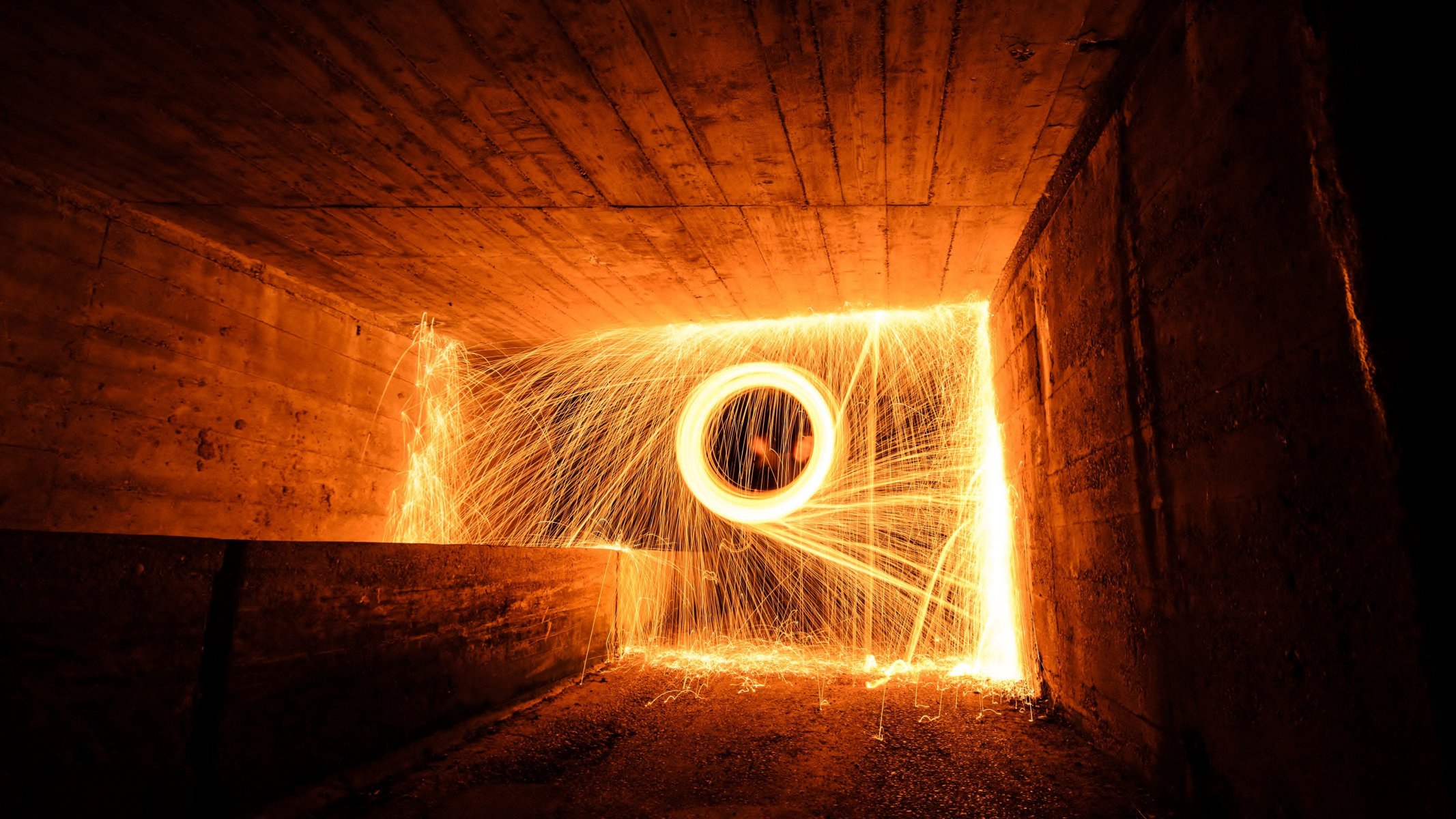 fuoco luce tunnel fuoco