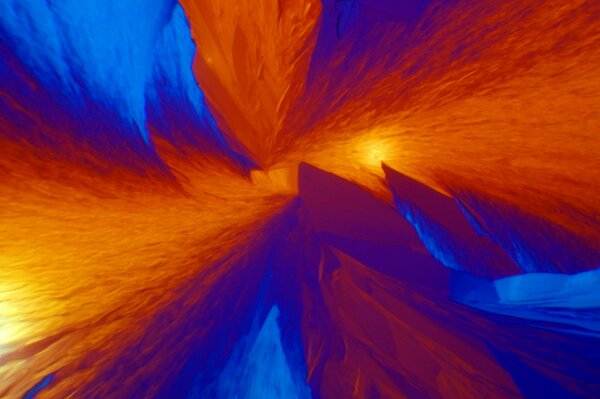 Transiciones iridiscentes de naranja y azul brillante