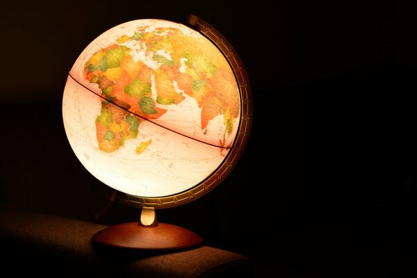 Lampe en forme de Globe