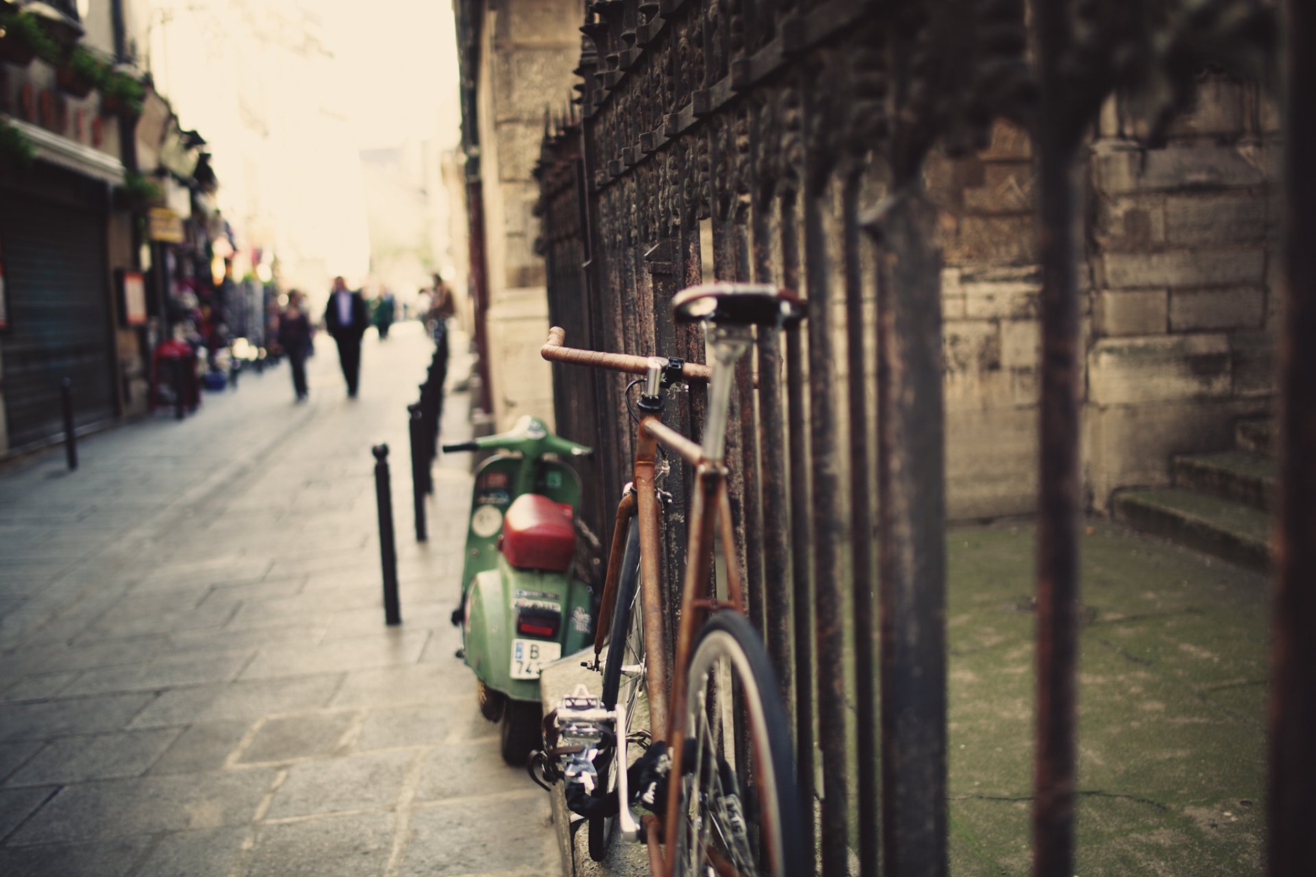 bicicletta recinzione recinzione strada strada