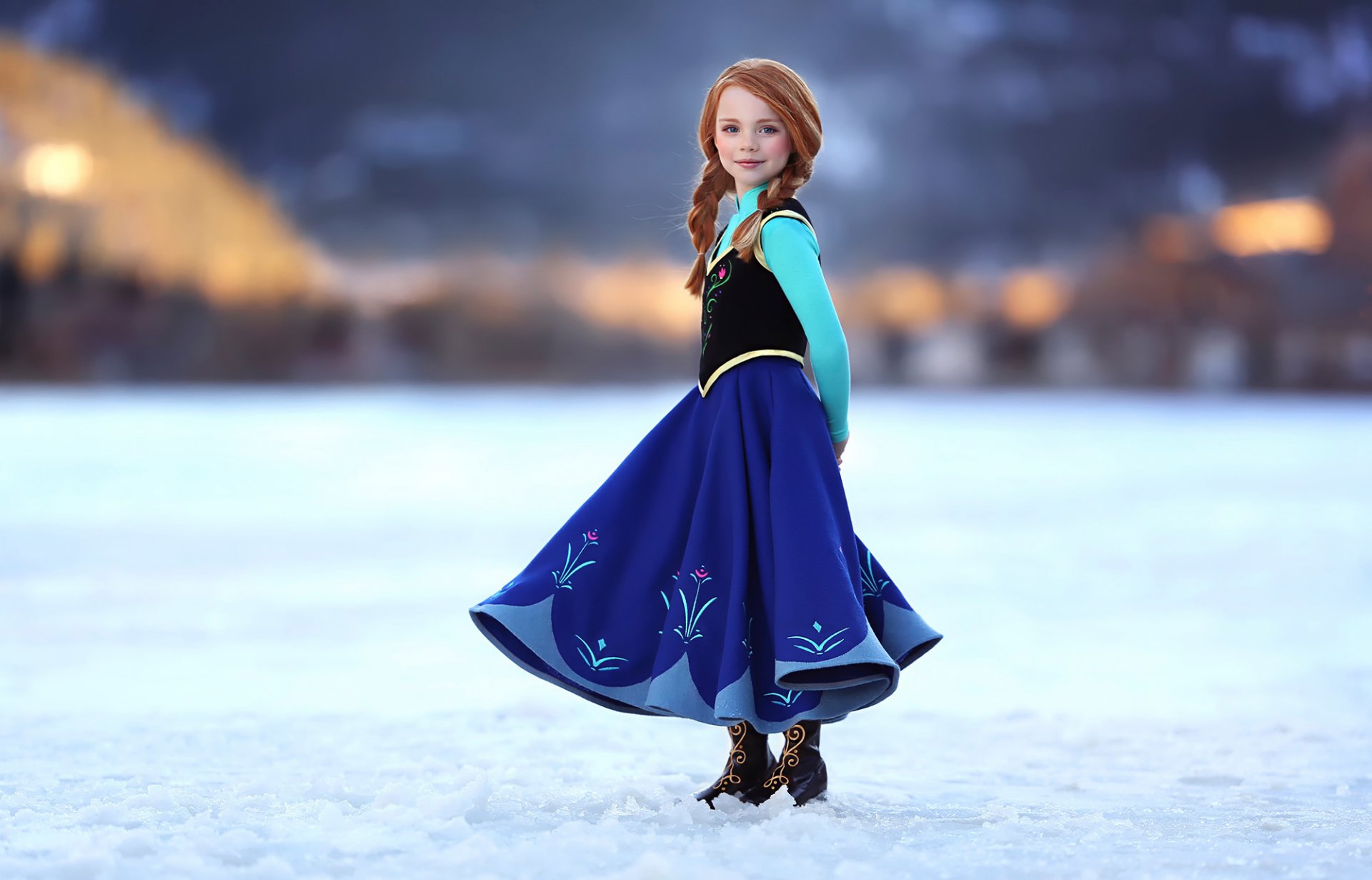 petite princesse fille rousse tresses sourire