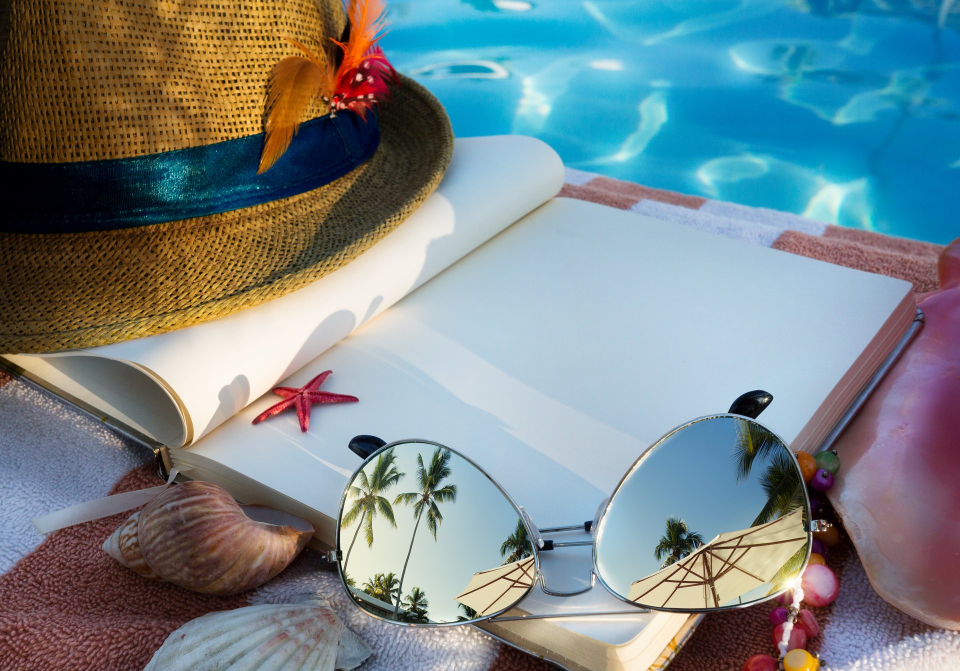estate spiaggia accessori tempo libero sole occhiali estate mare vacanza