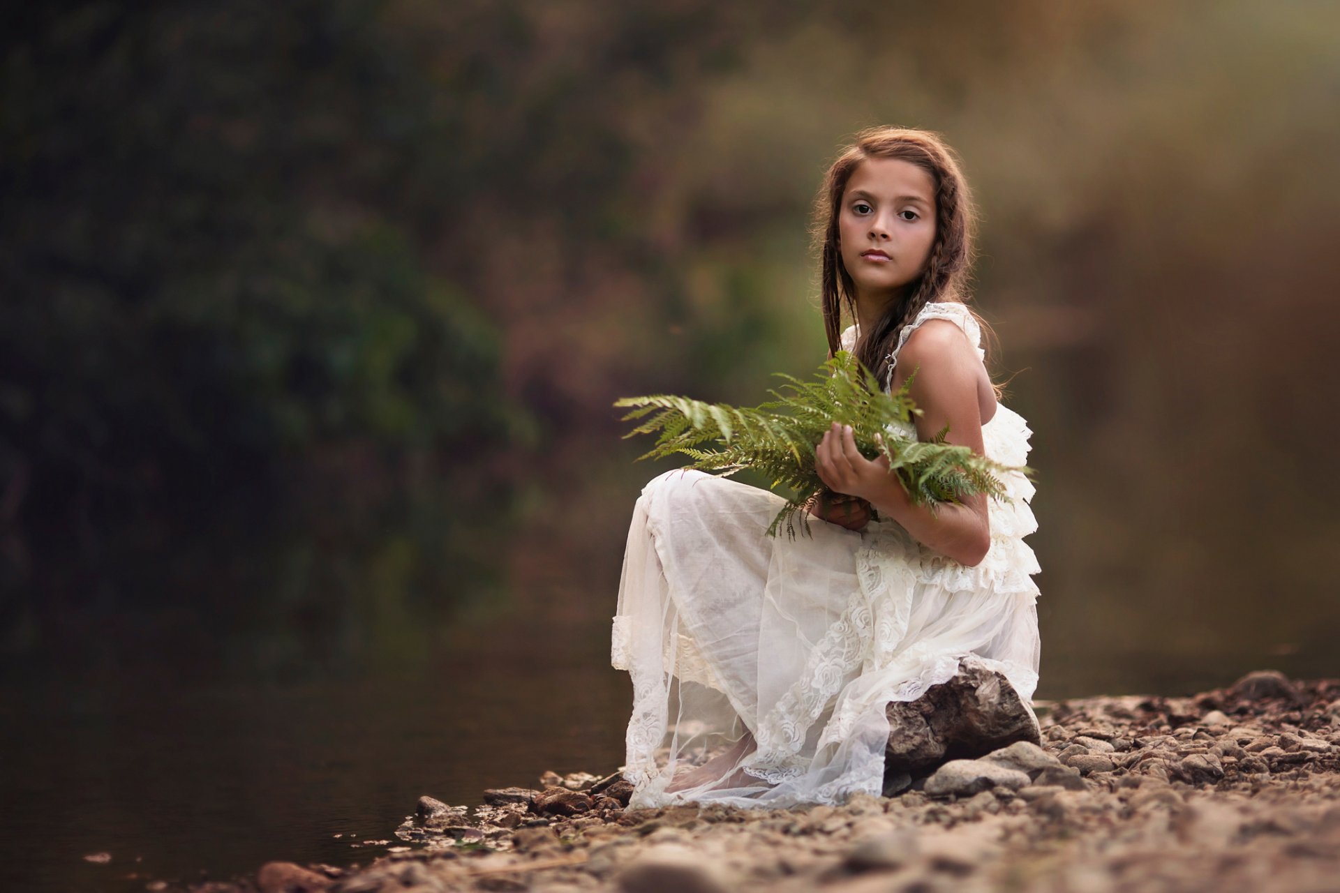 veselina alexandrova fille tresses robe bokeh