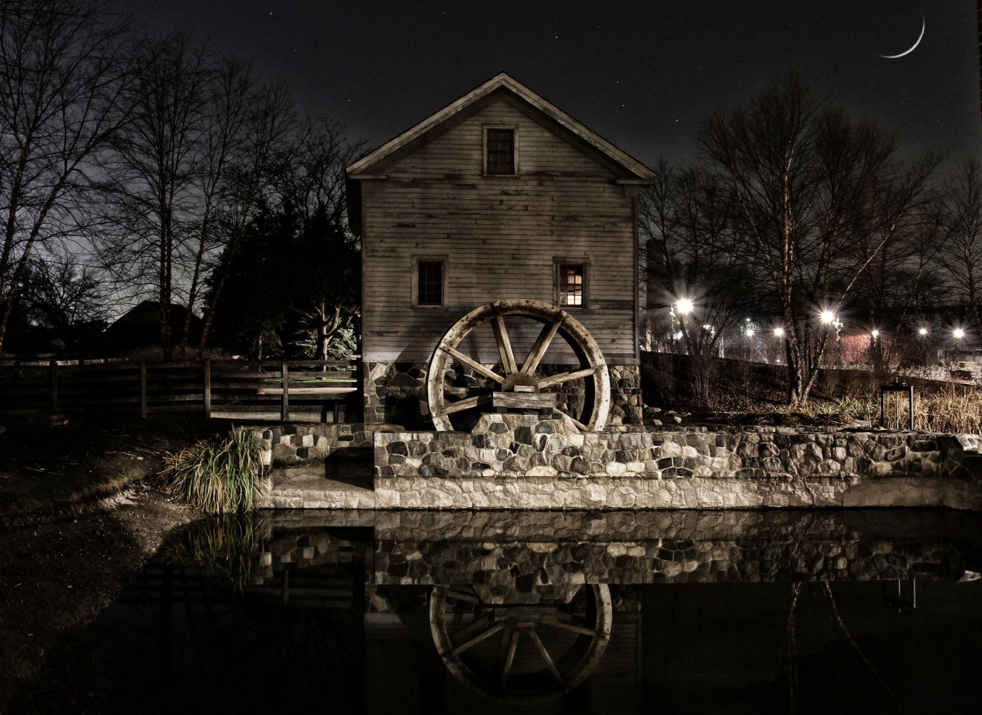 haus lichter bäume mühle wasser nacht monat reflexion