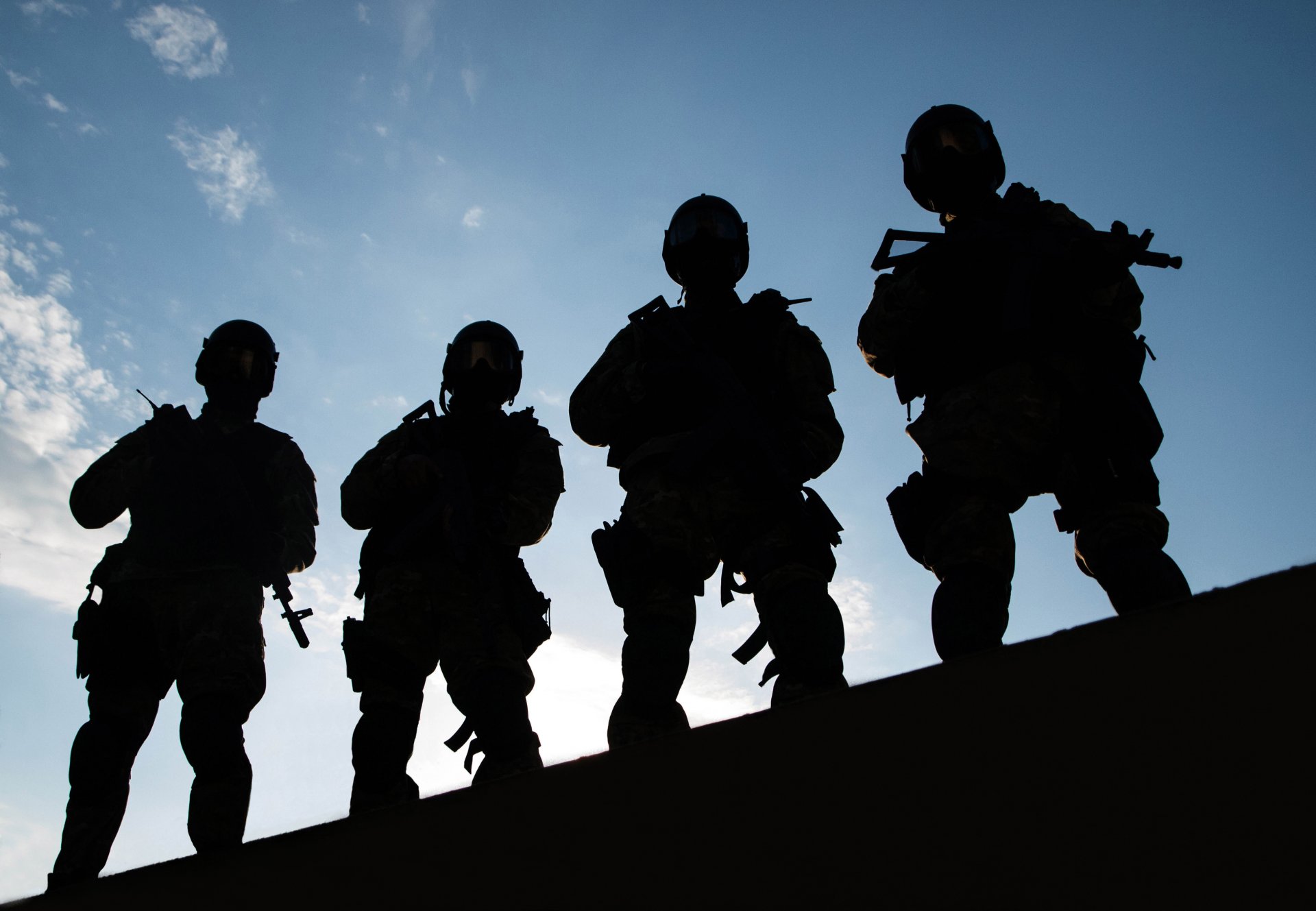 ilhouette four fighters special forces police four special forces rapid response team rapid response team equipment weapons beautiful background wallpaper