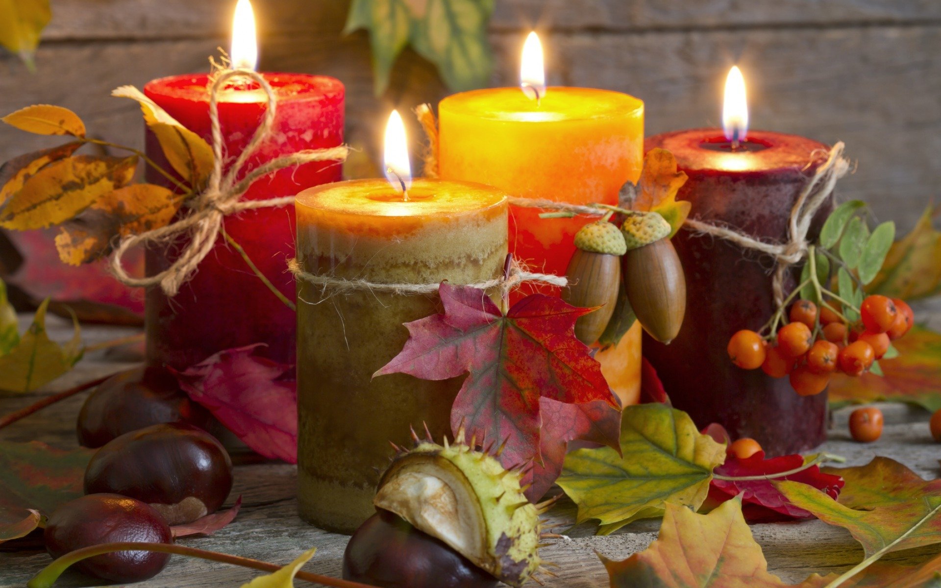 automne feuilles bougies nature morte