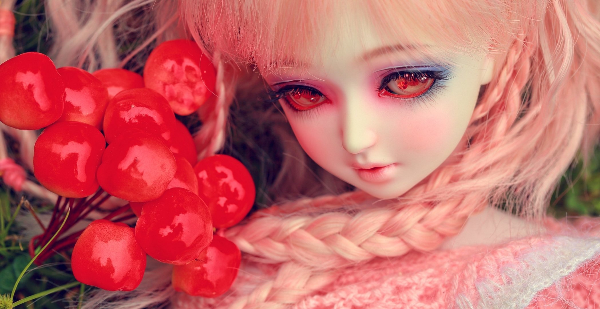 spielzeug puppe zöpfe augen beeren