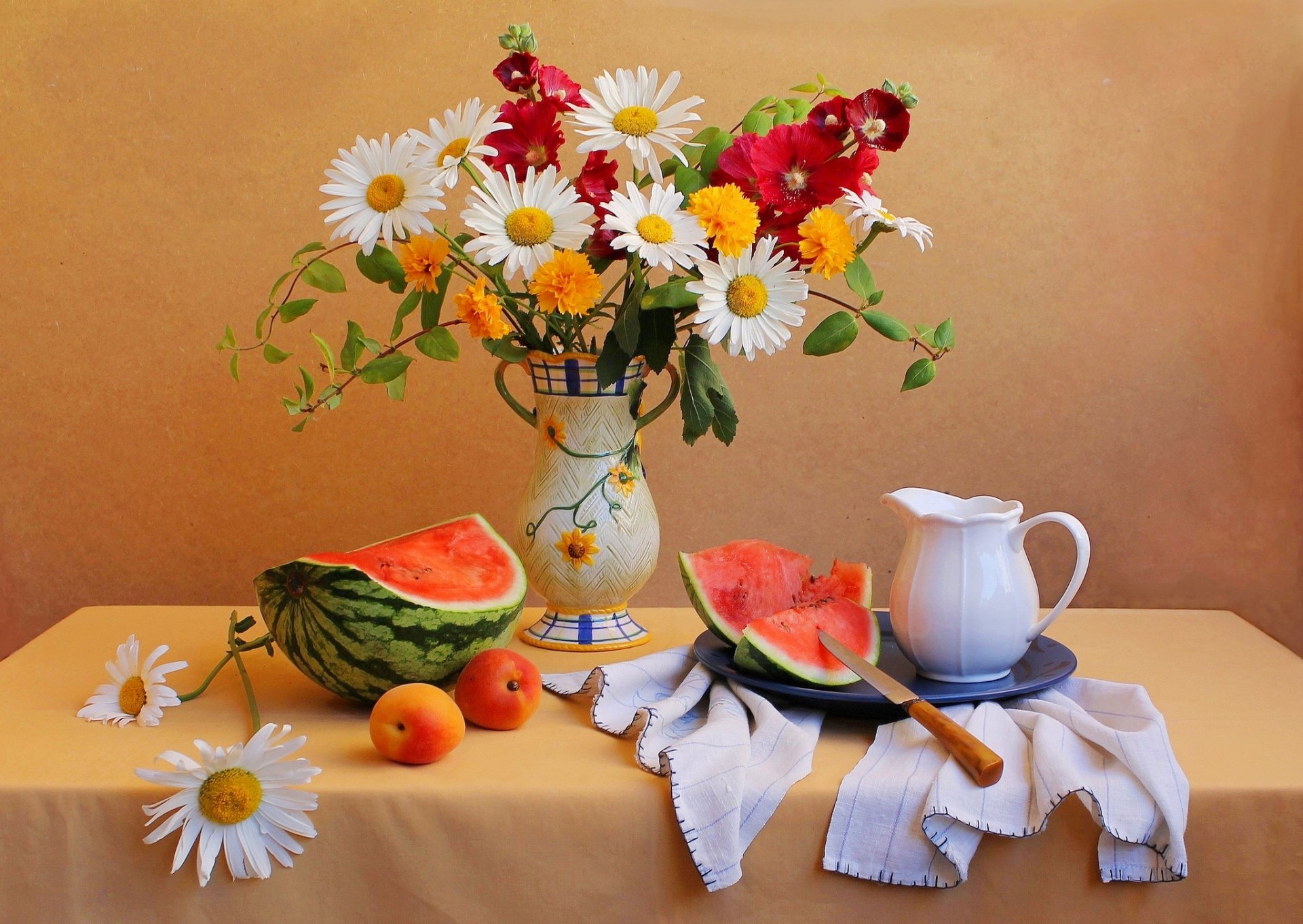 still life tavolo coltello brocca vaso bouquet fiori anguria albicocca