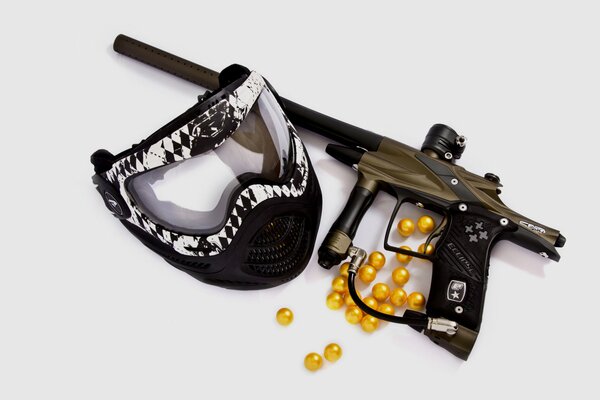 Equipment and paintball balls for playing paintball