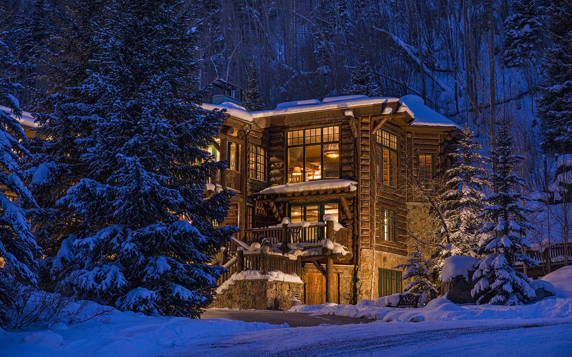 blauer himmel hütte colorado prestigeträchtig wald