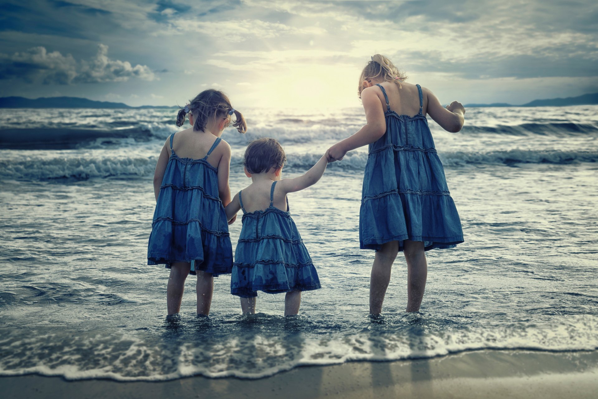 mädchen kinder meer brandung