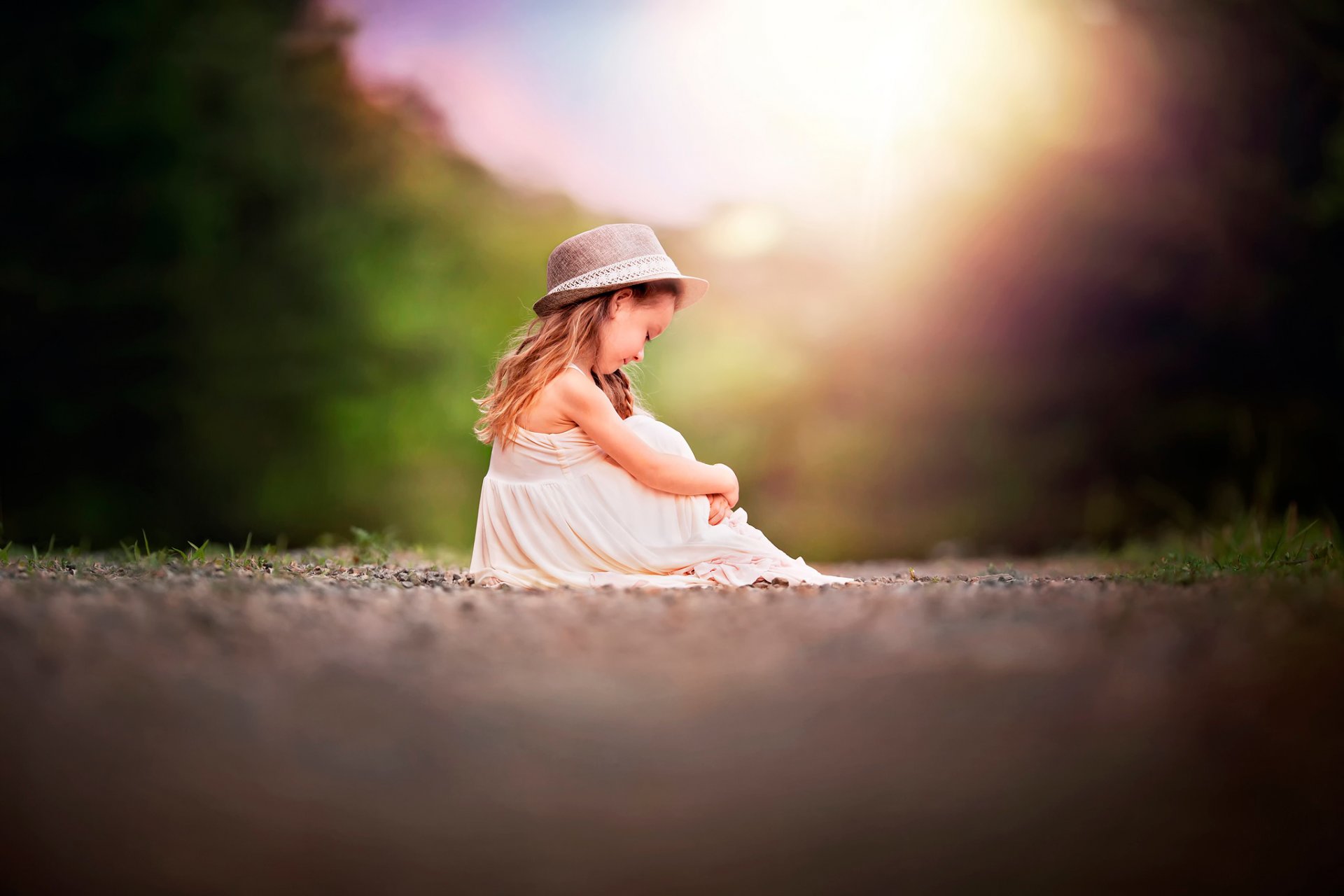 girl hat bokeh