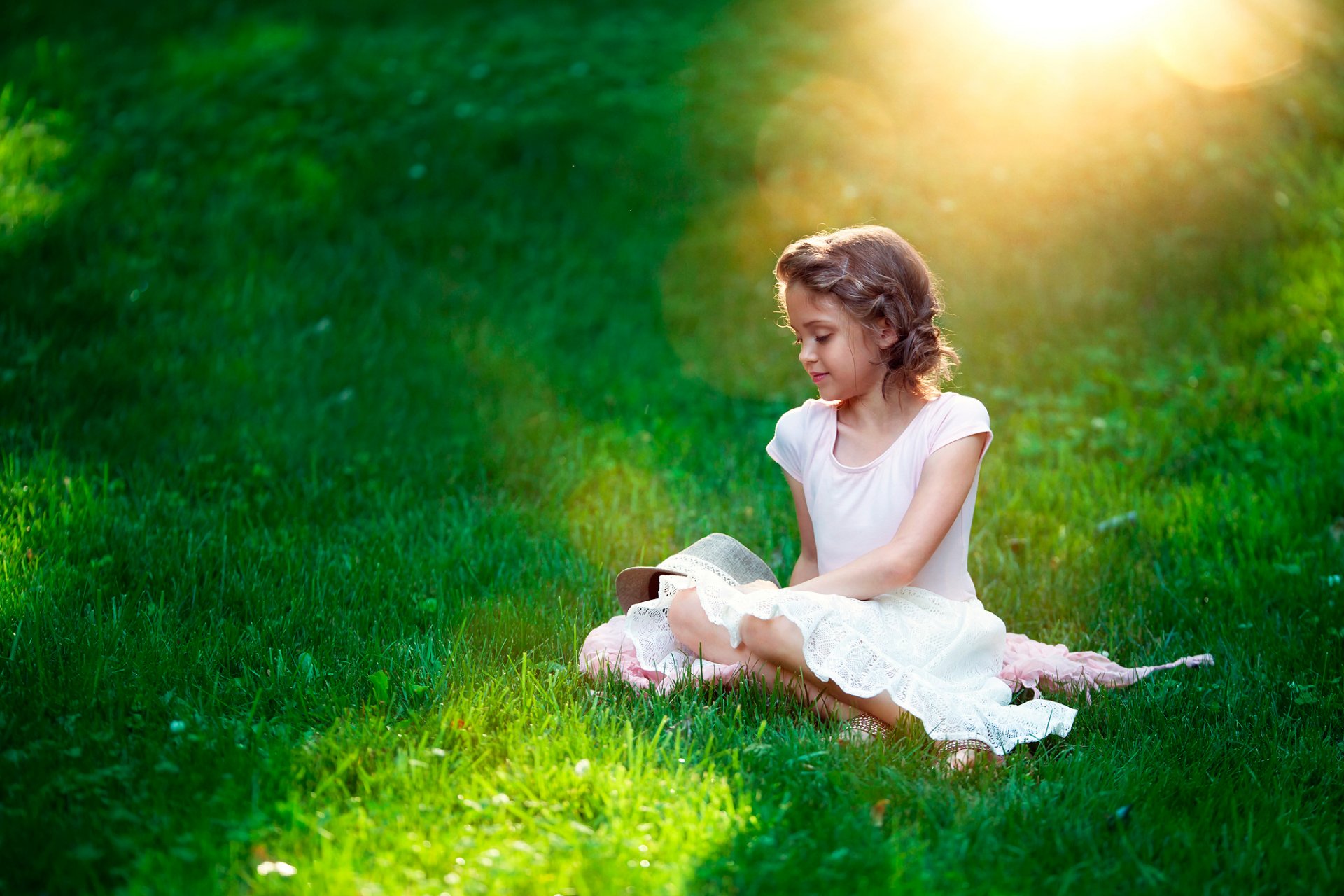 girl summer dress hat child photography