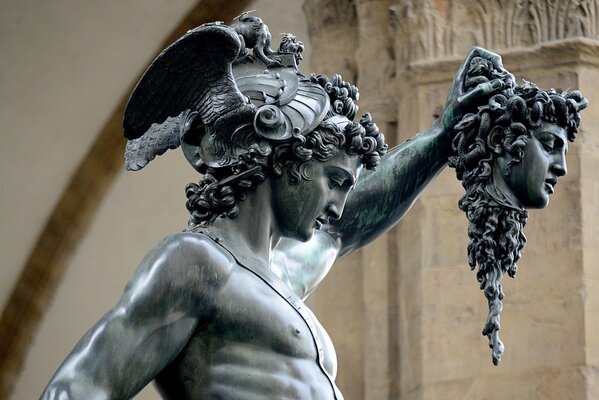 Statue von Perseus Benvenuto Cellini in Florenz