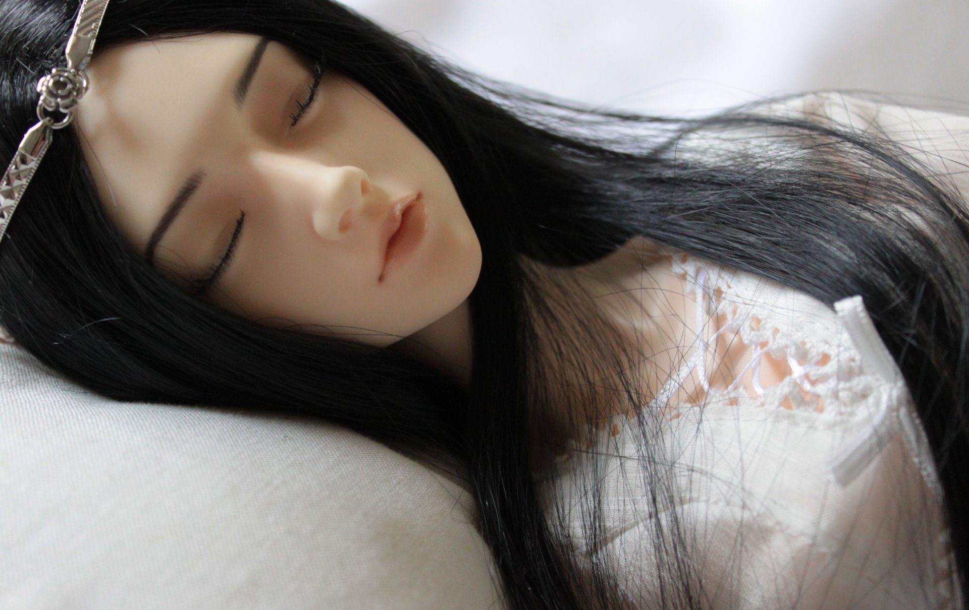 bjd bambola ragazza dormire corona