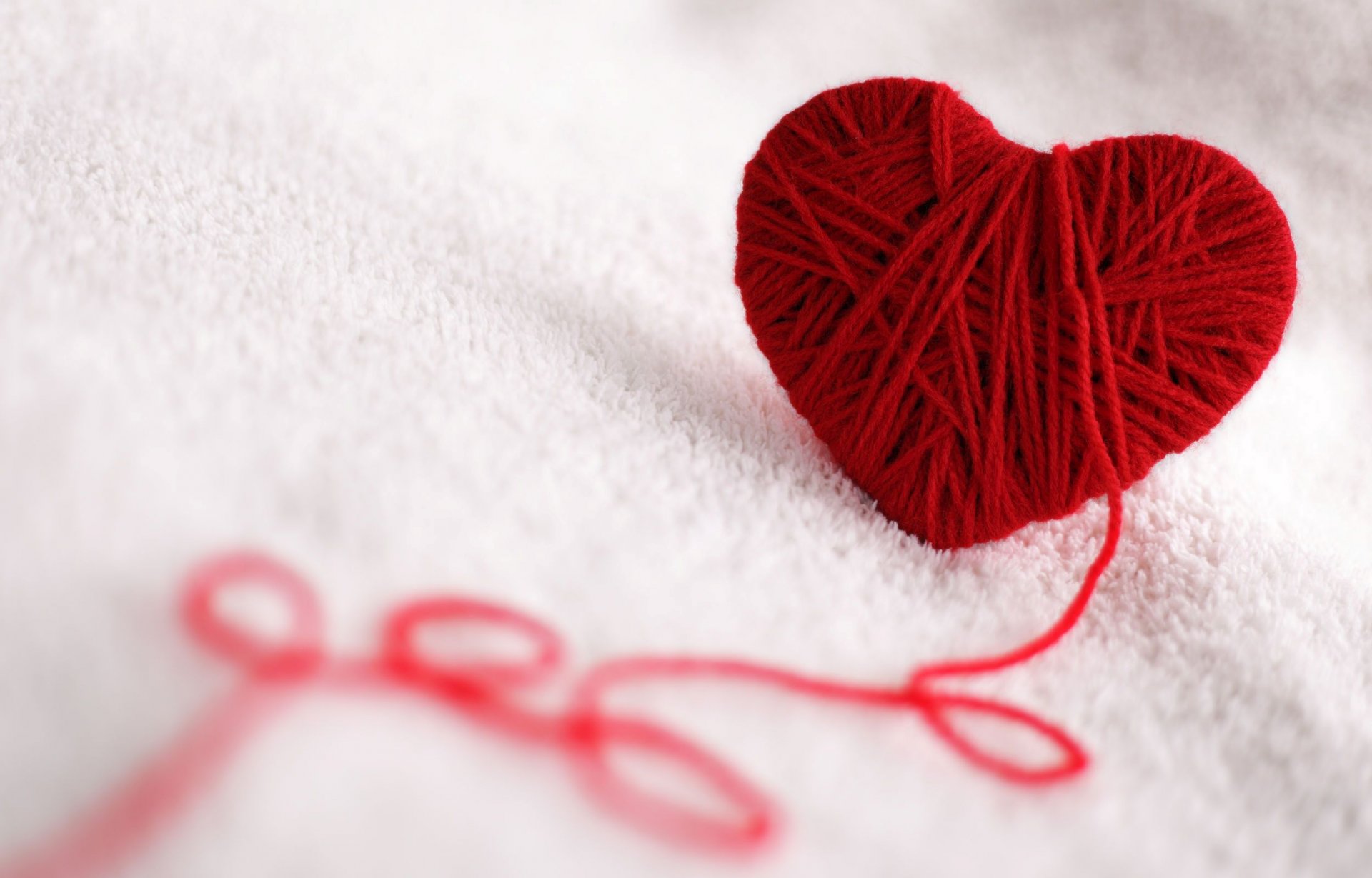 miscellaneous thread yarn red heart heart background love wallpaper widescreen fullscreen widescreen widescreen