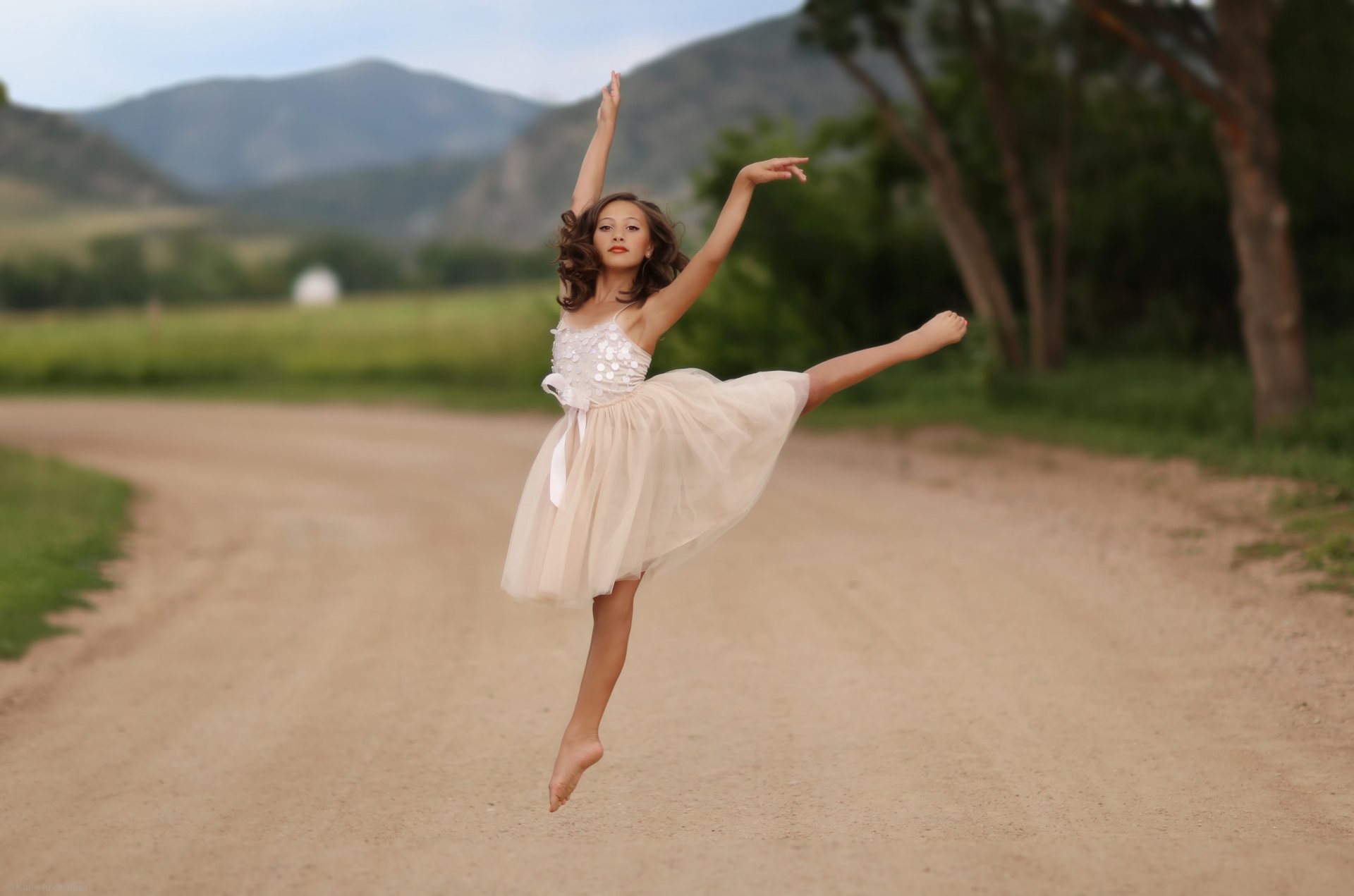 pequeña bailarina niña baile