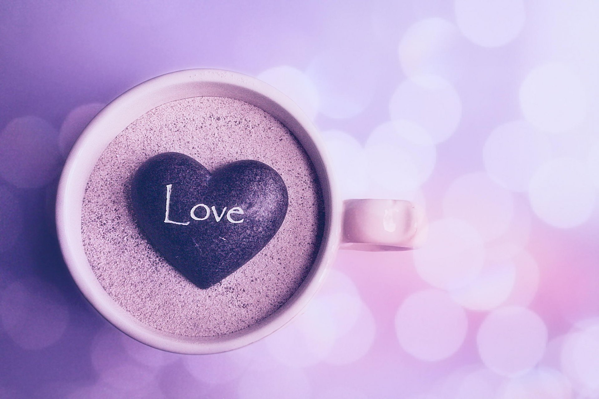 tasse tasse sable cailloux coeur inscription amour