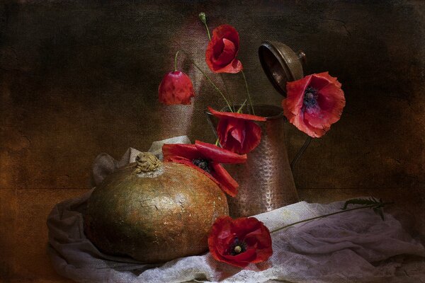 Nature morte dans un style Vintage avec cruche, coquelicots et citrouille