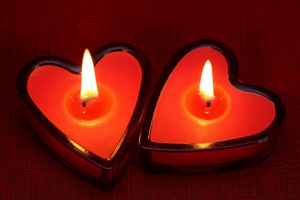 Candele a forma di cuore romanticismo