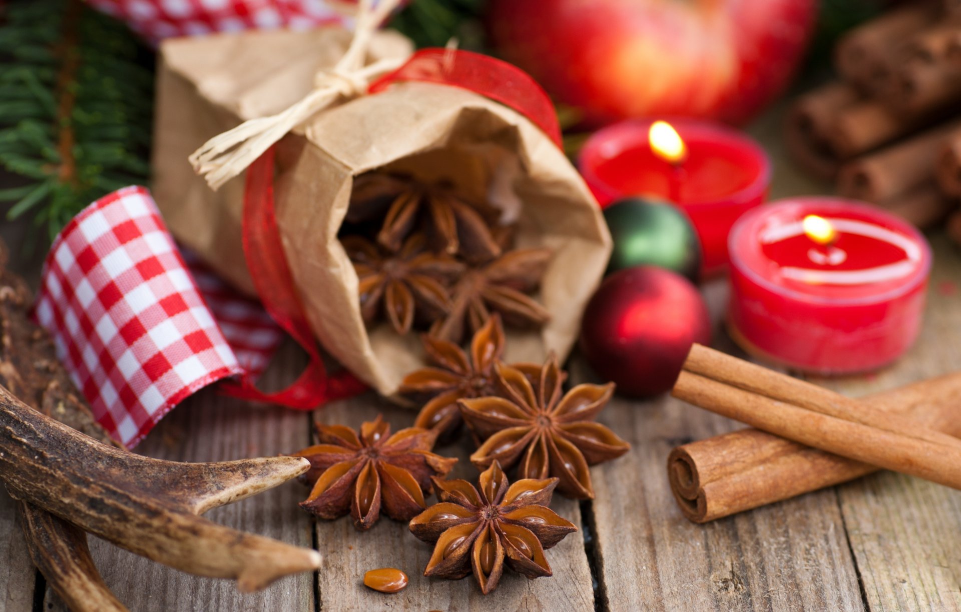 bolsa anís anís estrellado palos canela especias velas bolas árbol de navidad vacaciones