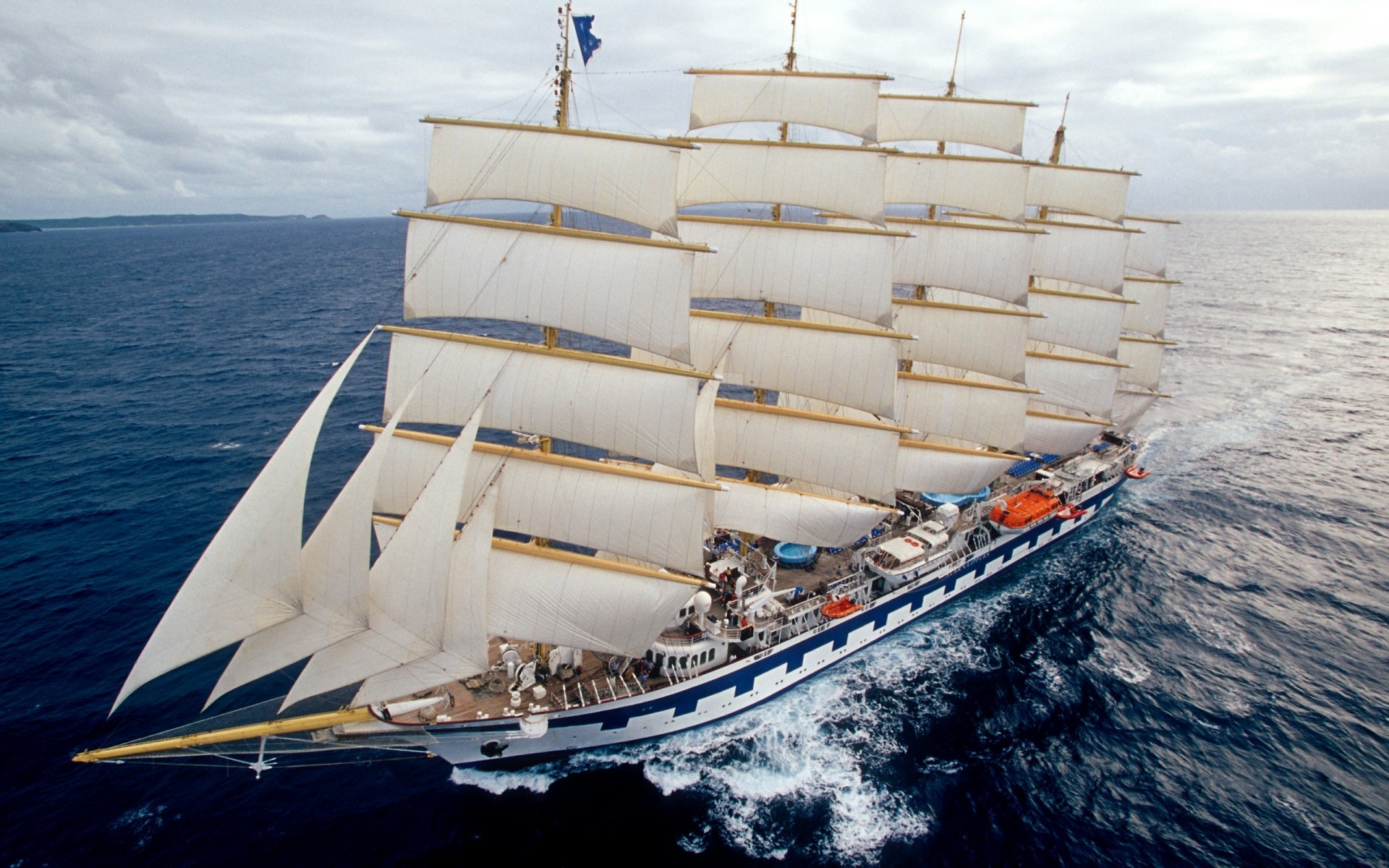 mer royal clipper cinq-mâts barque-voilier gréement voile plein course quille jet croisière