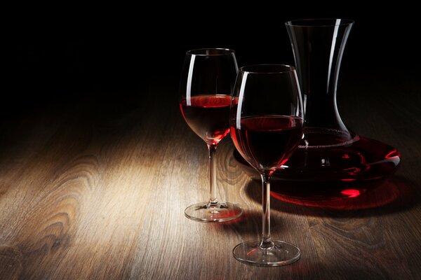 Red wine in glass glasses on the table