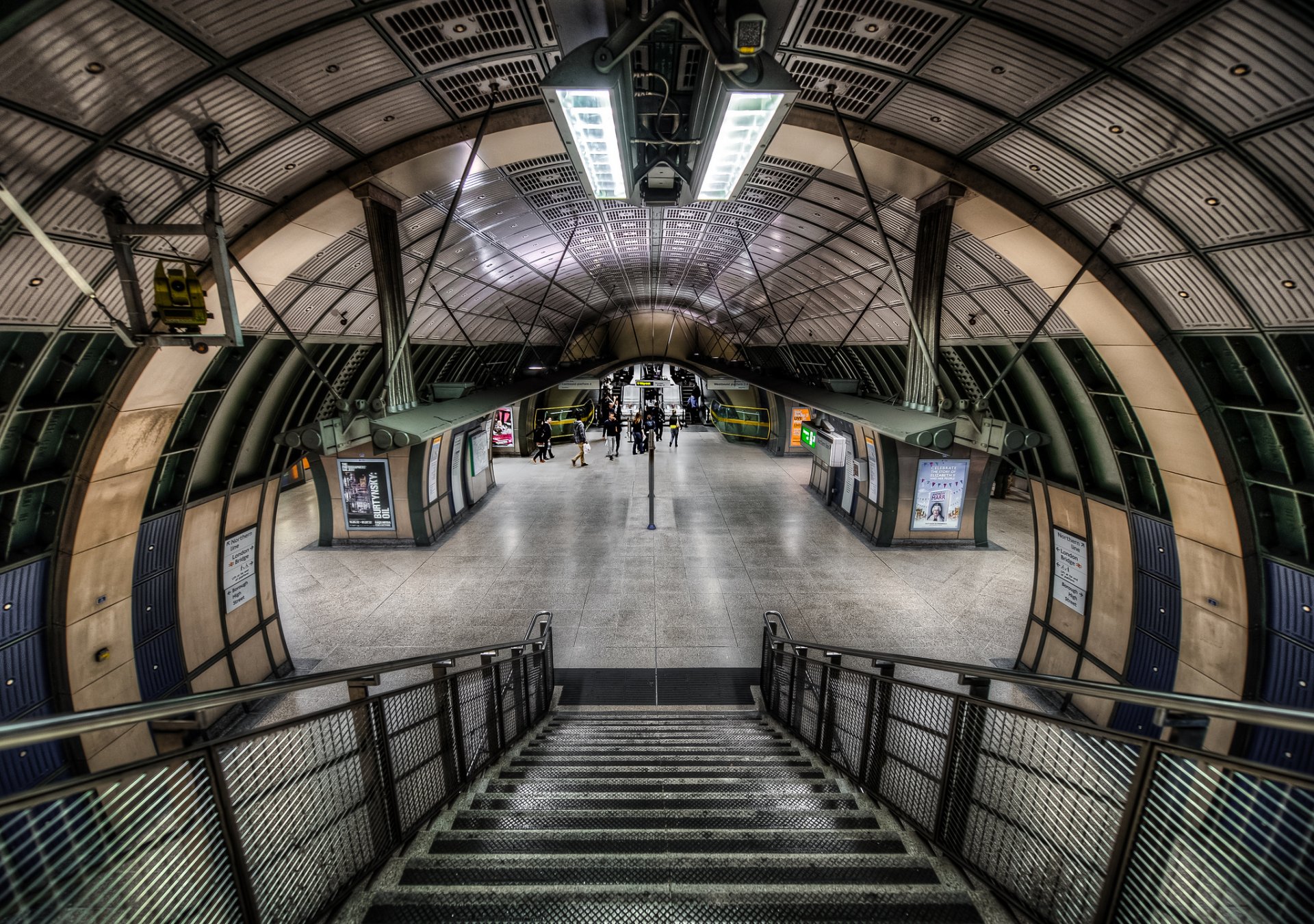 grande entrée métro londres angleterre