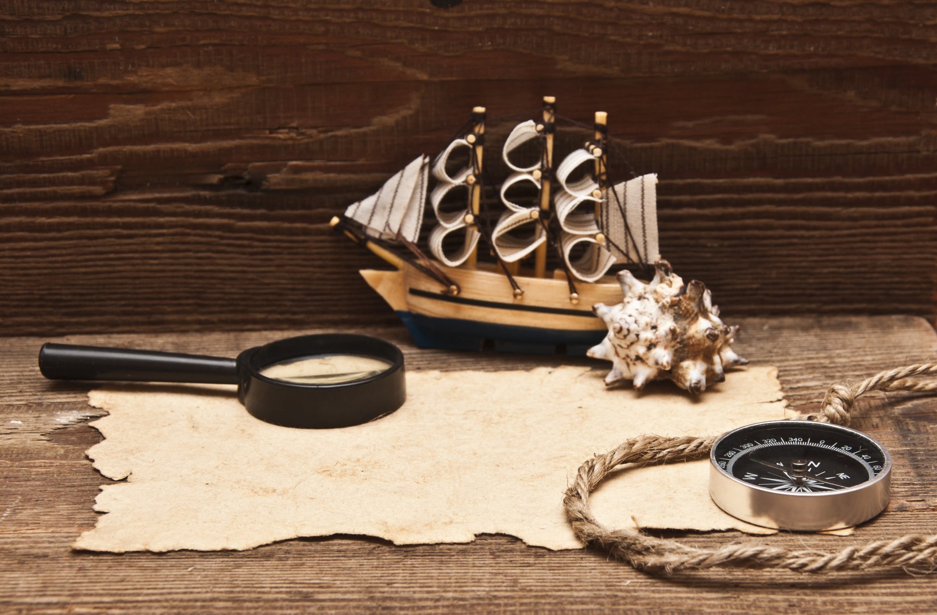 compass rope manuscript magnifier model