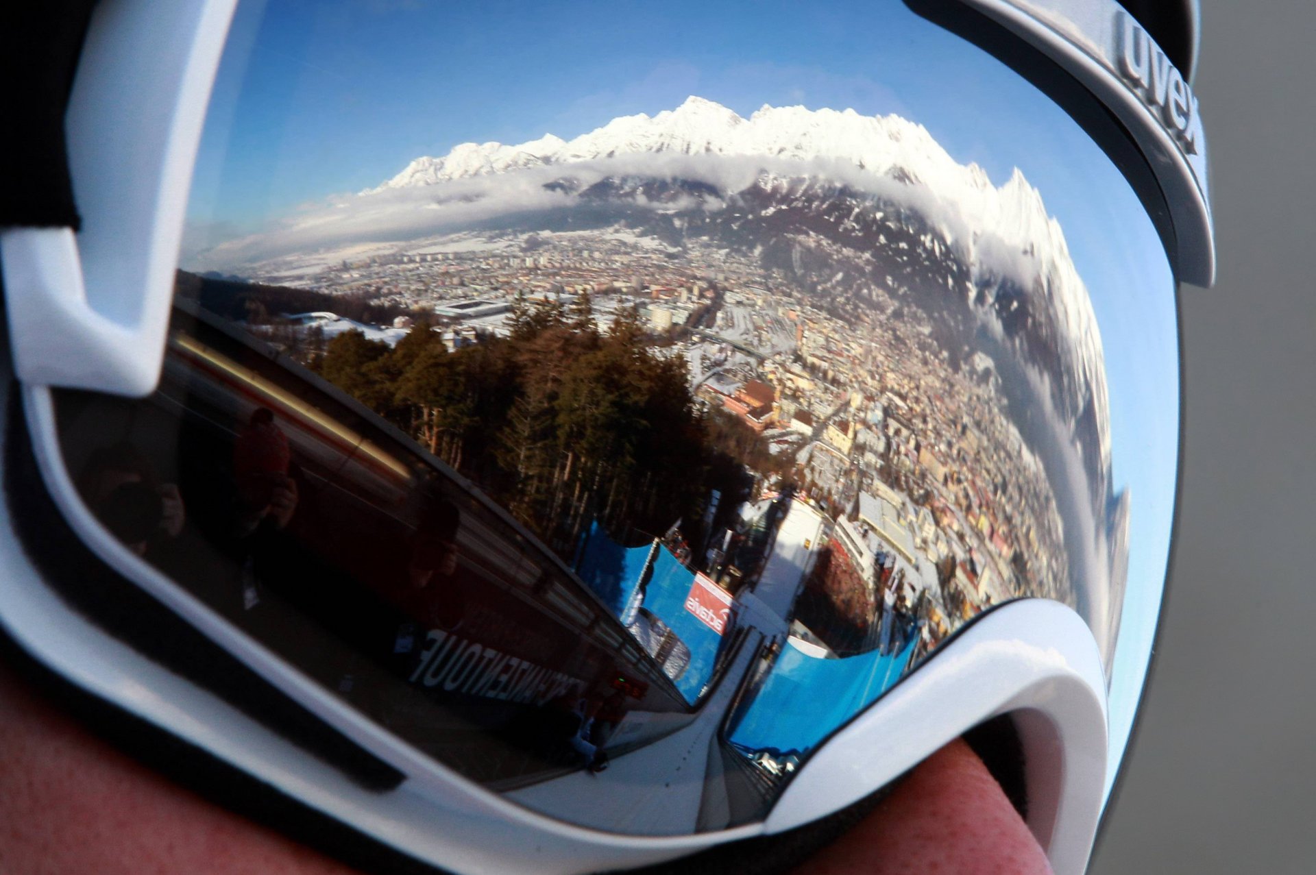 unglasses reflection trampoline innsbruck austria alps mountain