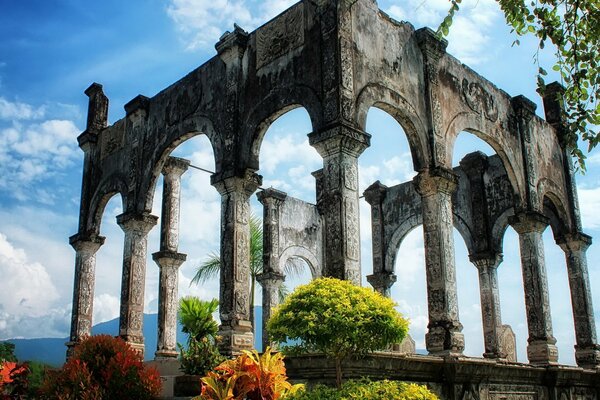 Ancient ruins in the midst of beautiful nature