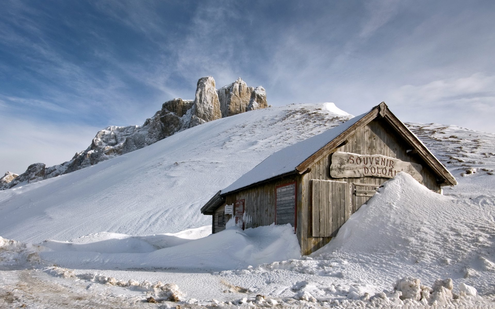 house mountain snow